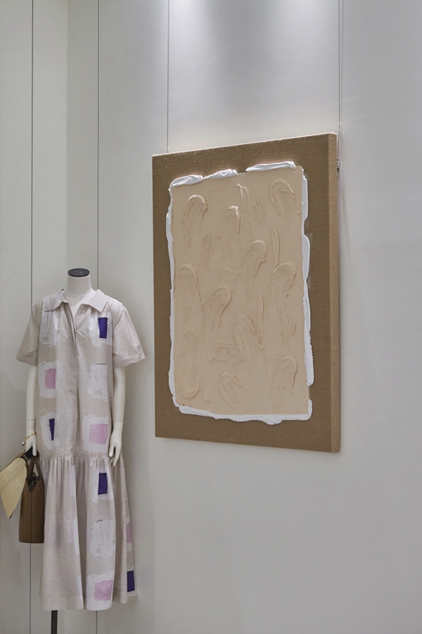 구호 리조트 컬렉션, 장마리아 작가와 협업 1218-Image