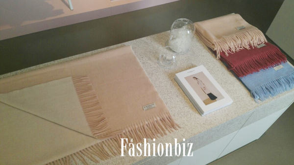 「주느세콰」 '퓨어 캐시미어' F/W 컬렉션 히트 예감 1197-Image