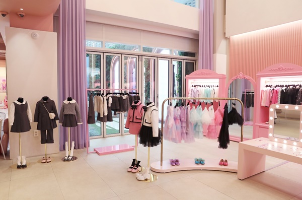 토박스, 여아 타깃 '슈슈앤쎄씨' 내년 1월 론칭 1294-Image