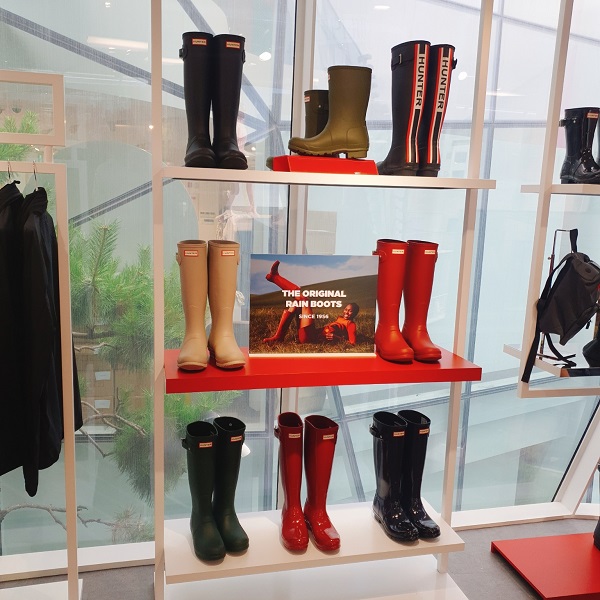 레인부츠 헌터, 플랜테리어 한남 플래그십스토어 오픈 1917-Image