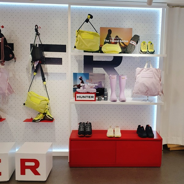 레인부츠 헌터, 플랜테리어 한남 플래그십스토어 오픈 2142-Image