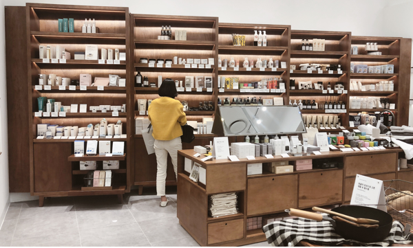 띵굴, 롯데월드몰에 3번째 오프라인 스토어 오픈 1108-Image