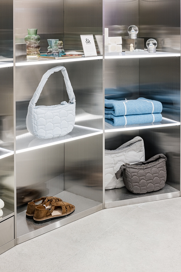 편집숍 LCDC, 신세계 강남점 신규 매장 오픈 821-Image