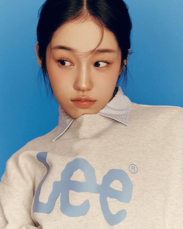 노윤서, 24 Spring 룩북...봄 여신 분위기 물씬 3-Image