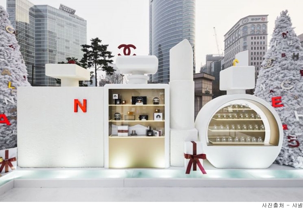 [포토뉴스]샤넬 N°5, 코엑스 광장에 아이스링크 오픈 566-Image