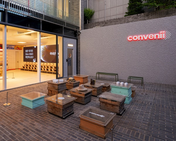 콘텐츠 커머스 컨비니, 오프라인 스토어로 시너지 1622-Image