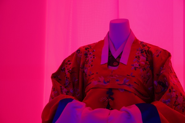 미디어아트와 한복의 만남! '담채' 전시회 개최 1663-Image