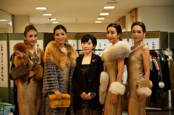 디애소미, 클래식부터 MZ겨냥한 모피 방향 제시 1610-Image