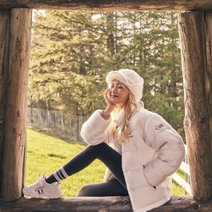 아이더 X 양떼목장 등 의문의 협업 '펀슈머' 잡는다 613-Image