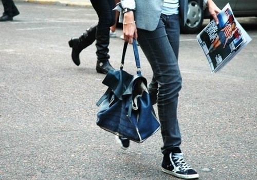 '골든구스' 40만원대 스니커즈 열어! 3-Image