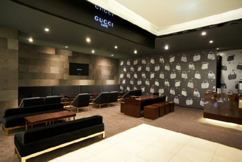 '구찌' 팝업카페로 본 명품 판도 523-Image