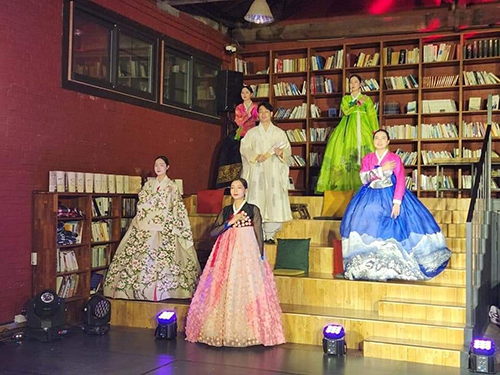 2022 군산 시간여행축제 근대패션쇼 성료 3-Image