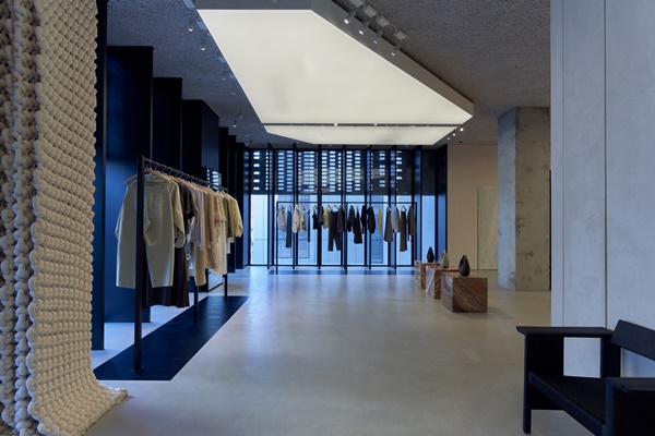 SI 델라라나, 클래식+세련미 브랜드 리뉴얼 진행 886-Image