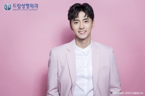 방학기간 그루밍족 남자성형 열풍..눈, 코, 윤곽성형까지 225-Image