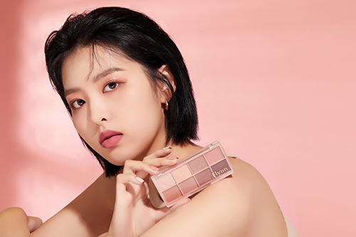 매트·쉬머·글리터까지 한 데 담은 ‘플린 러슬 아이섀도우 팔레트’ 171-Image