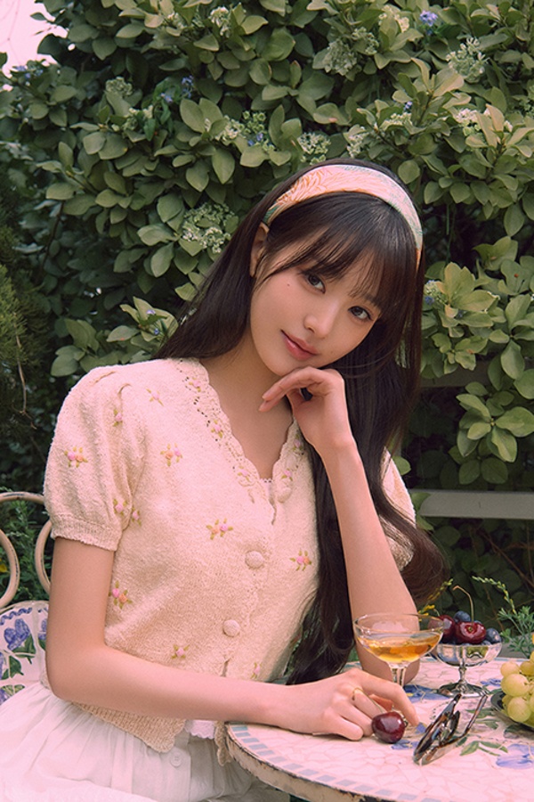 로라로라 X 장원영, 24 섬머 컬렉션의 2차 라인업 공개 1552-Image