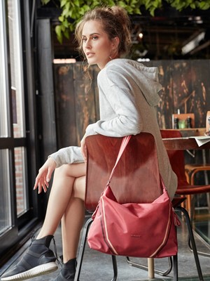 하임 인터트레이드, 헤드그렌 뉴 컬렉션을 761-Image