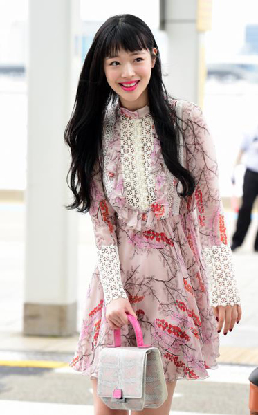 뷰티 「에스티로더」 새 뮤즈에 '설리' 발탁 592-Image