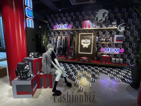 MCM 세 번째 모노그램 공개, 확 튀네~ 3-Image