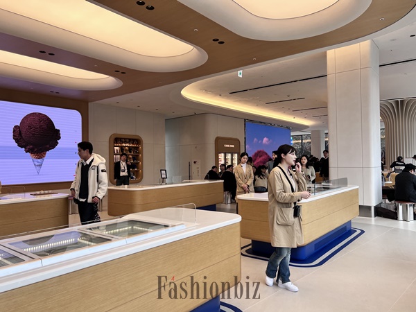 AI가 신메뉴 개발? '배스킨라빈스 워크숍' 화제 3-Image