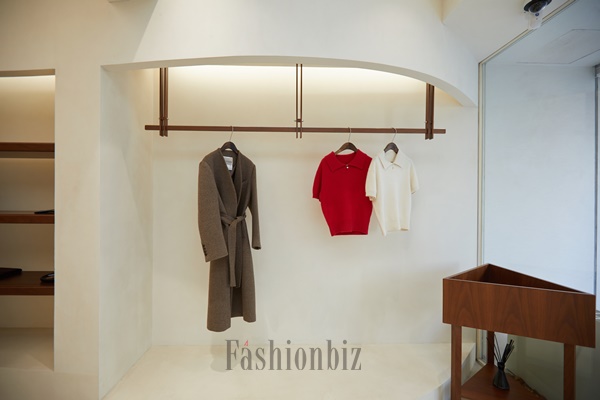 '일할 맛 나네' 아비에무아, 복지 & 신사옥 눈길 1984-Image