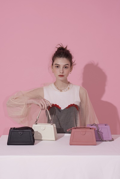 아틀리에파크, 자연 담은 컬러 팔레트 백 화제 1315-Image