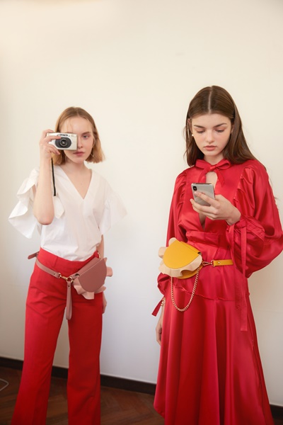 아틀리에파크, 자연 담은 컬러 팔레트 백 화제 1389-Image