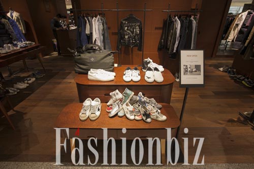 여미족 사로 잡은 명품 브랜드는? 244-Image