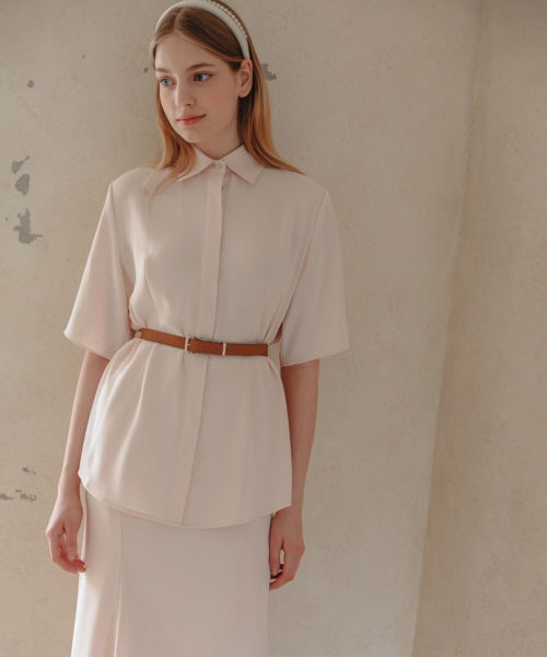 여성 브랜드 ‘으네(EUNE)‘, <br> ‘무신사(MUSINSA)’와 글로벌 해외유통망 확대 3-Image