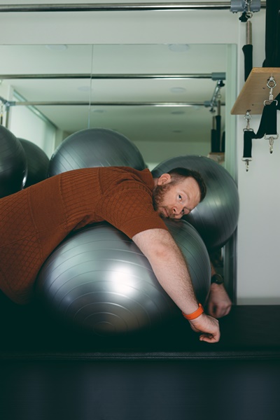 이외들, 2023 S/S 론칭 기념 '어데케이드' 팝업 진행 3-Image