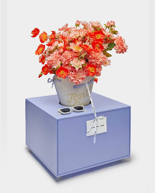 젠틀몬스터, 블랙핑크 제니와 함께한 모바일게임 ‘젠틀 가든’ 론칭 537-Image