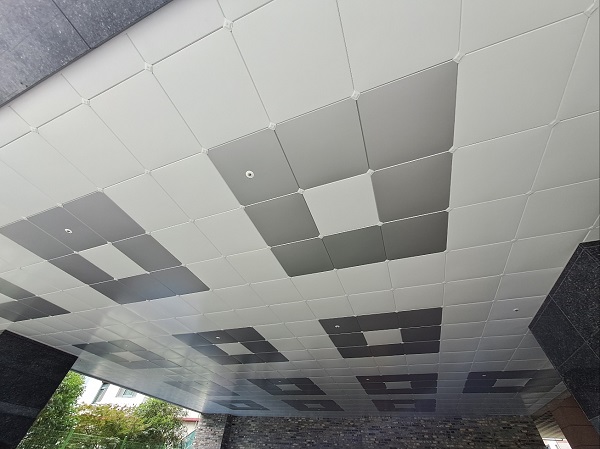 필로티 천장공사, 불연천장재와 내풍압설계 필수 259-Image