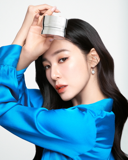 아이오페, 티파니 영과 함께 뮤직 콜라보 진행 134-Image