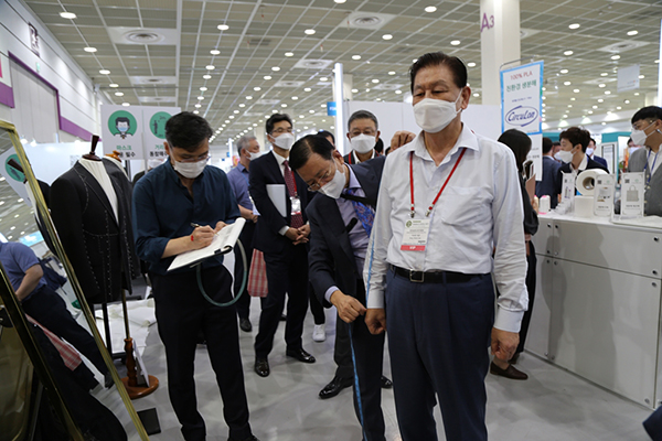 한국섬유산업연합회<br> 프리뷰 인 서울 2022’참가업체 모집 952-Image