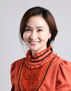 [컬처] 연기파 허인영 배우, 연극 '웃픈 3일'로 무대 선다 3-Image