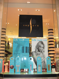 SEPHORA, <br>뷰티 세계를 지배하다 746-Image