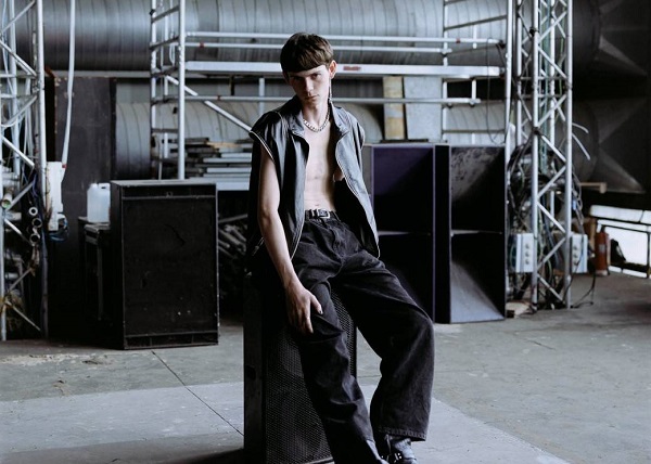 파리 남성복 패션위크 피지컬 쇼 개최! 835-Image