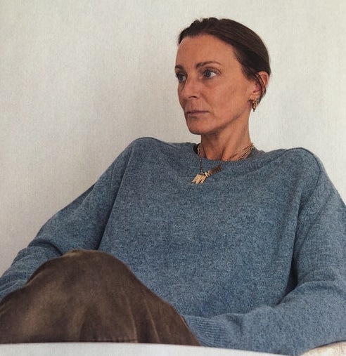 피비 필로 컴백, LVMH 재정 지원 브랜드 론칭 예정 3-Image