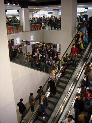 「프라이마크」 ‘ZARA보다 더 싸다’ 3-Image