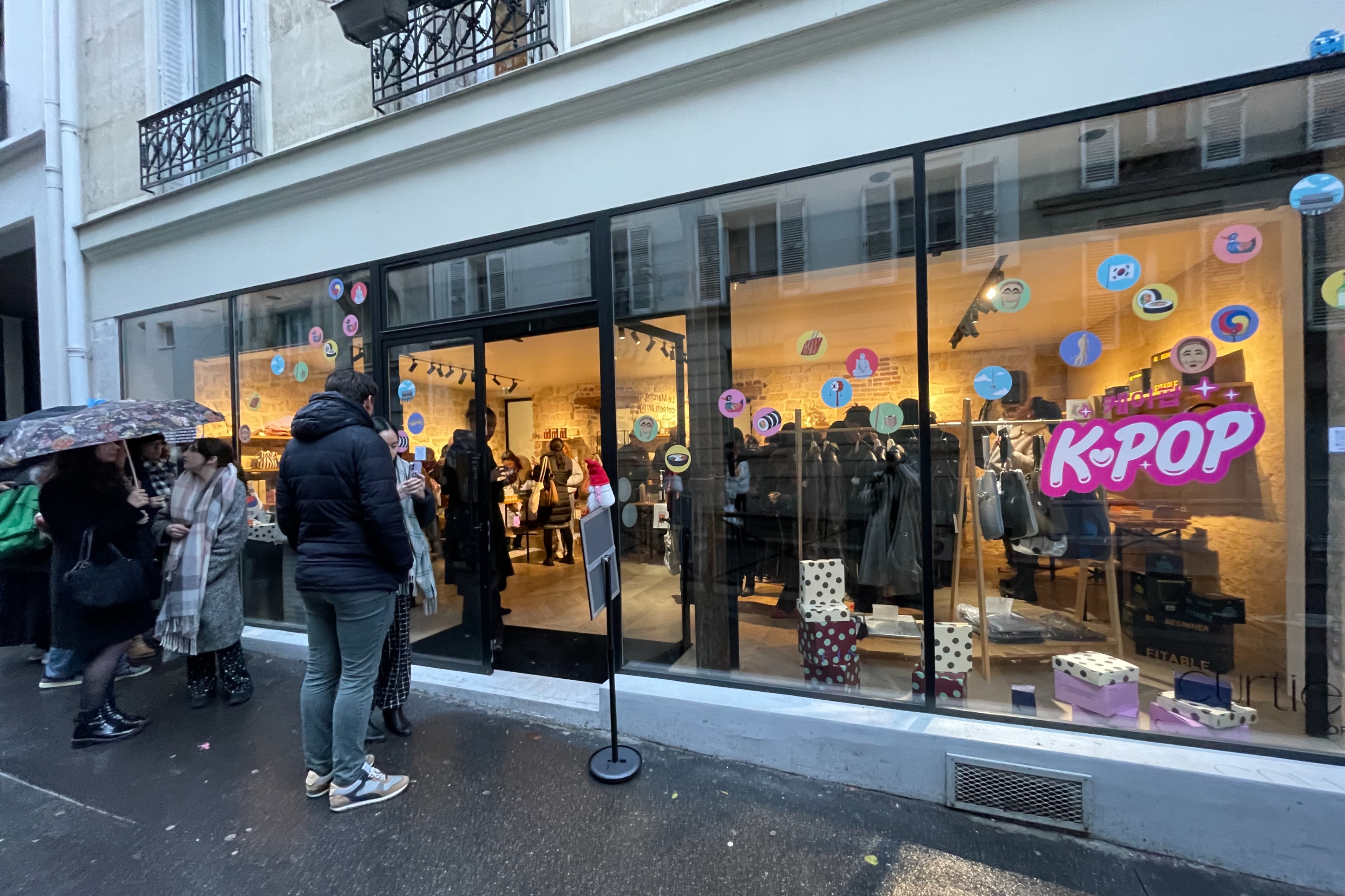 [해외리포트] 파리 찾은 '카펜딕스 한국 크리스마스 마켓' 인기! - 뉴스 썸네일 이미지