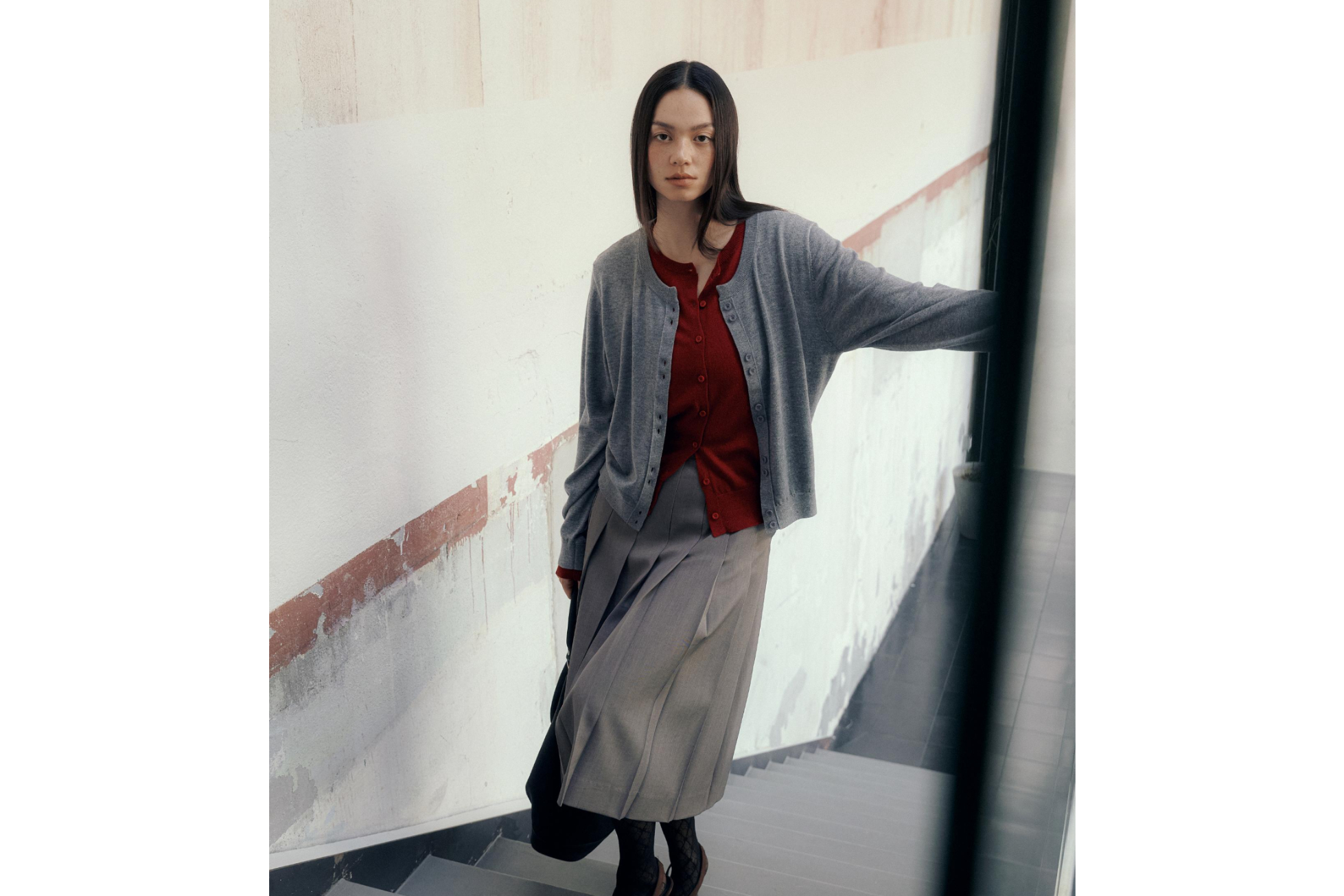 2026 S/S 트렌드 '한 벌로 끝내는 레이어드 스타일링' - 뉴스 썸네일 이미지