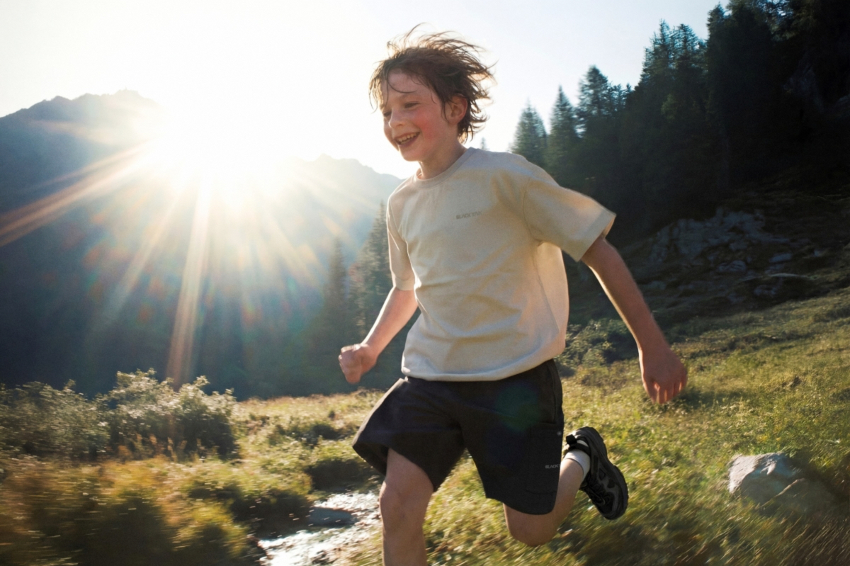 블랙야크키즈, 즐거운 아웃도어 활동 지원하는 여름 신제품 공개 - 뉴스 썸네일 이미지