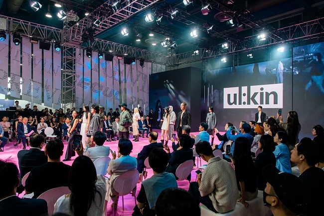 PIS 2024, 디지털 엔진 단 K패션 소재 각광… 역대 최대 규모로 성료 2372-Image