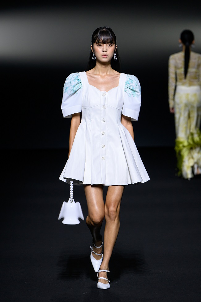 두칸 2025 S/S 서울패션위크, ‘DNA’로 새로운 패러다임 제시 2068-Image