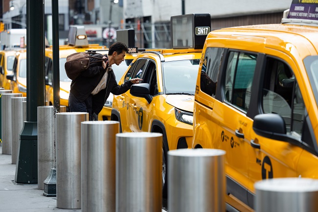 뉴 비즈니스 캐주얼 포터리, AW24 컬렉션 반응 뜨겁다! 1285-Image