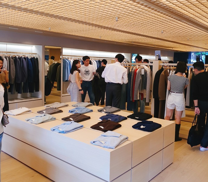 뉴 비즈니스 캐주얼 포터리, AW24 컬렉션 반응 뜨겁다! 3040-Image