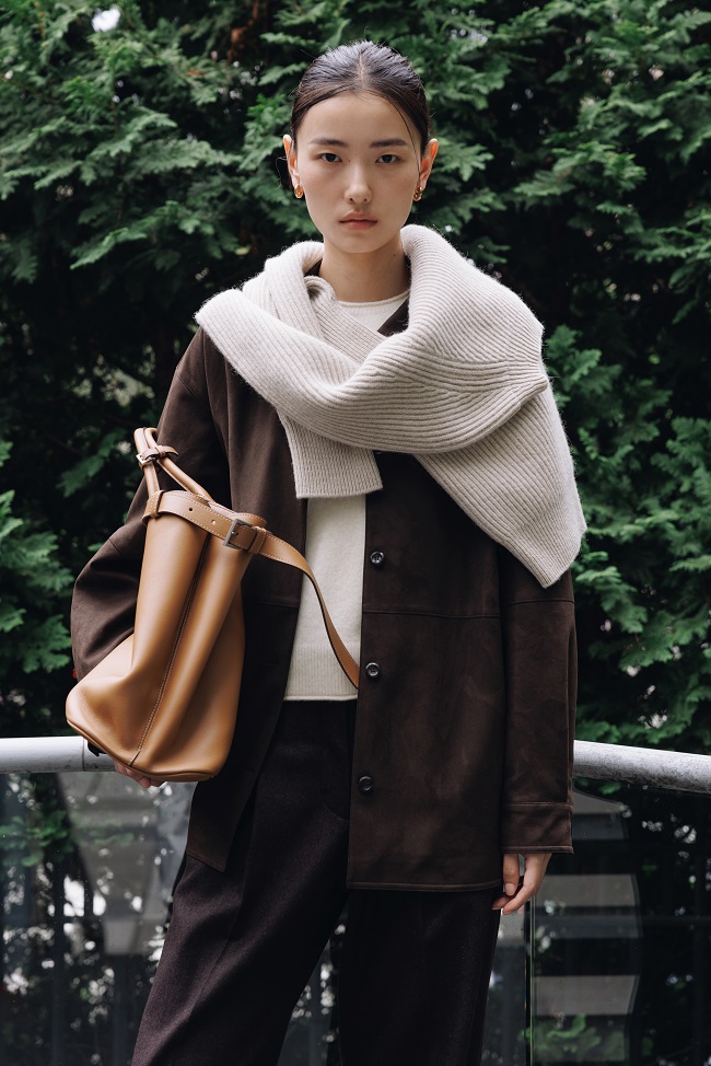 뉴 비즈니스 캐주얼 포터리, AW24 컬렉션 반응 뜨겁다! 1995-Image