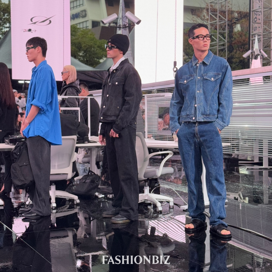 51퍼센트, 캣워크 페스타서 강렬한 '오피스코어' 선보이다 2529-Image