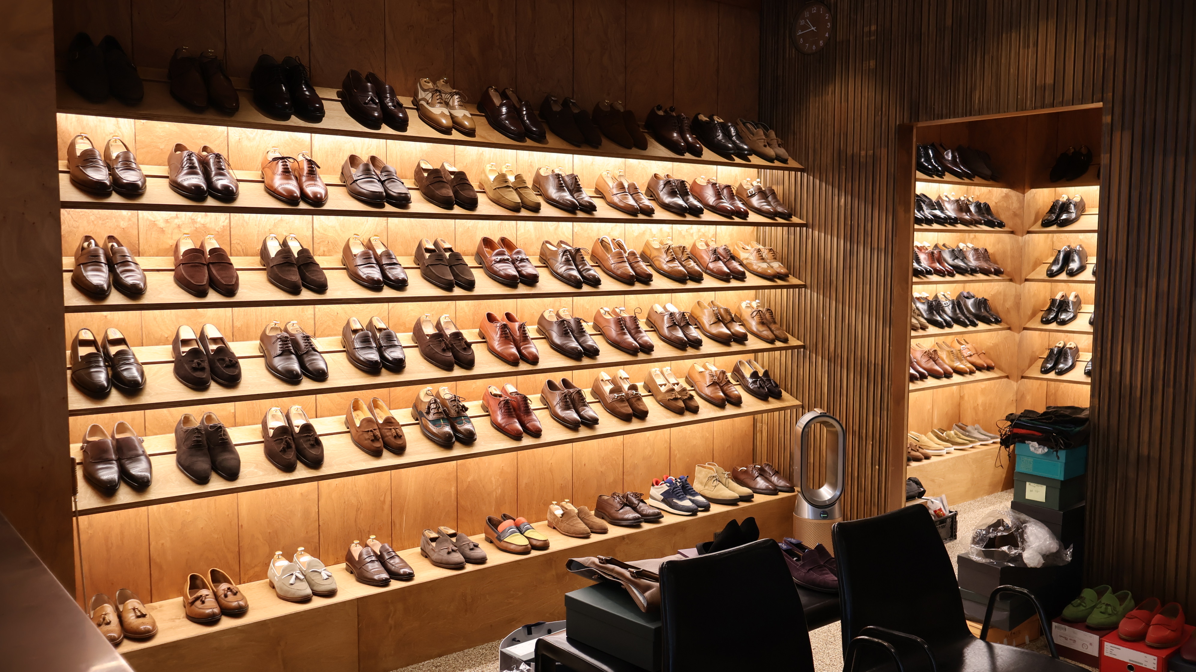 '고물가에 중고시장 활성화?' 떠오르는 ‘세컨핸드숍’ 주목 3147-Image