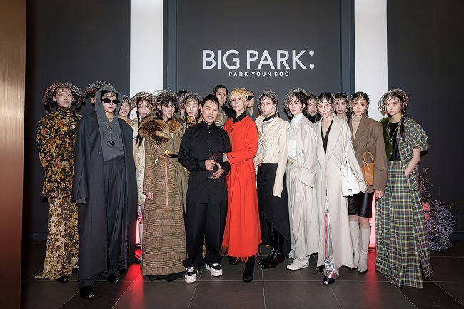 빅팍, 25 F/W SFW 독특한 오프쇼 인간·자연 공생적 미래 제시 145-Image